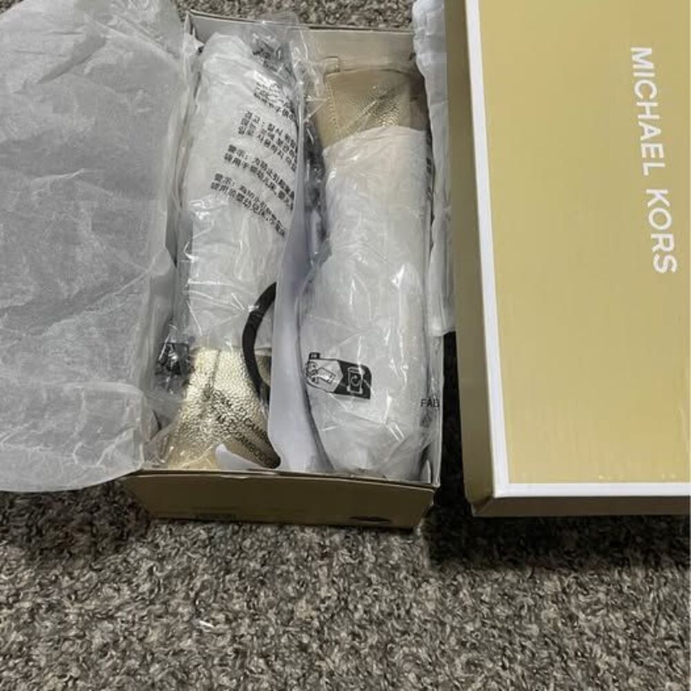 MK women’s bag/ shoes - Picture 3 of 7